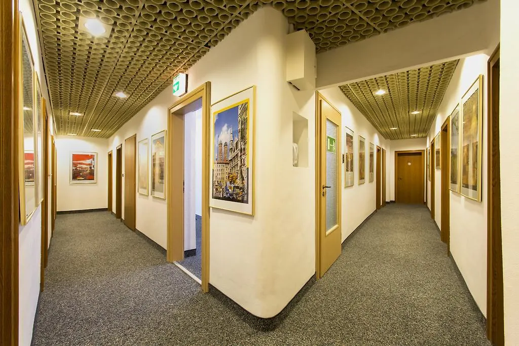 Hotel Brack Münih